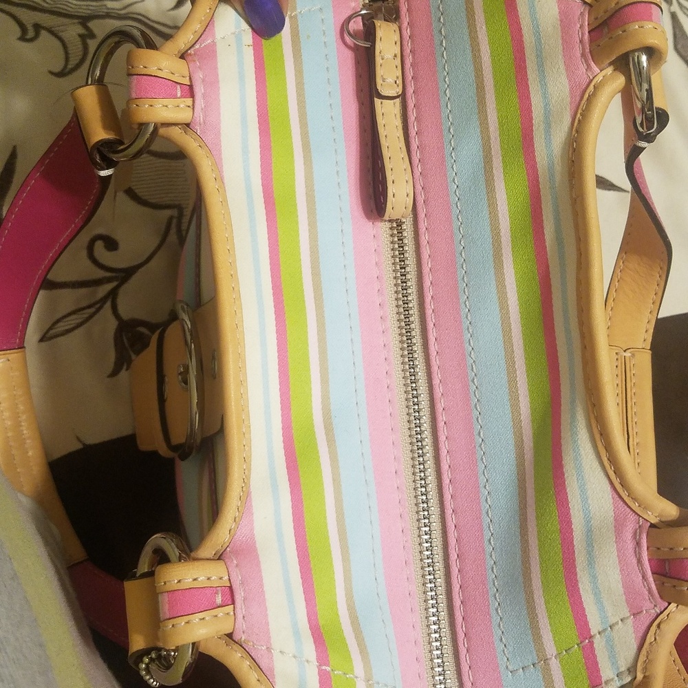 Coach purse - Picture 3 of 5